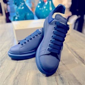 Alexander McQueen, Men’s Oversized Larry Tonal Leather Low-Top Sneakers